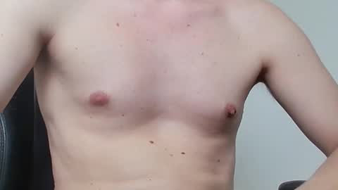 Snapshot of m3n1c chatting on 02-11-26, 10:31 m3n1c online show from 02-11-26, 10:31