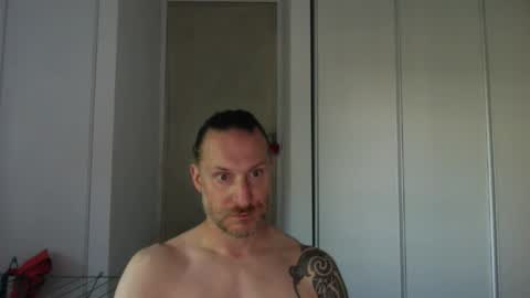 m4rduk online show from 05-16-26, 03:44