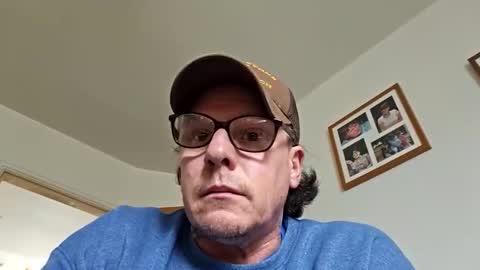 Snapshot of m536327 chatting on 05-19-26, 12:44 Fantasy guy online show from 05-19-26, 12:44