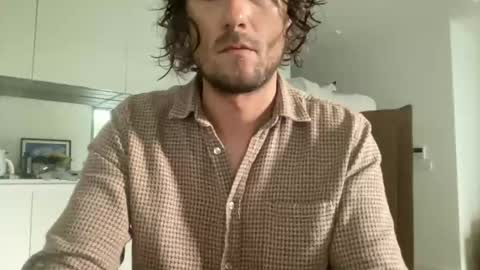 Snapshot of m9734 chatting on 05-12-26, 08:22 m9734 online show from 05-12-26, 08:22