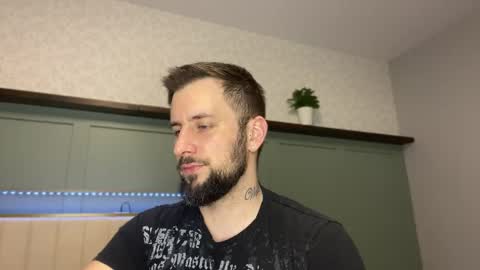 Snapshot of m_stephen chatting on 04-23-26, 03:19 m_stephen online show from 04-23-26, 03:19