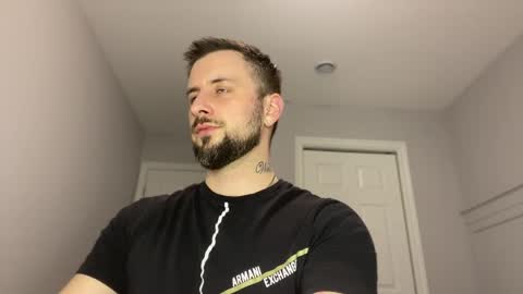 Snapshot of m_stephen chatting on 05-18-26, 10:37 m_stephen online show from 05-18-26, 10:37