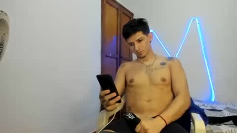 itgram pezlo josue online show from 11-11-25, 02:55