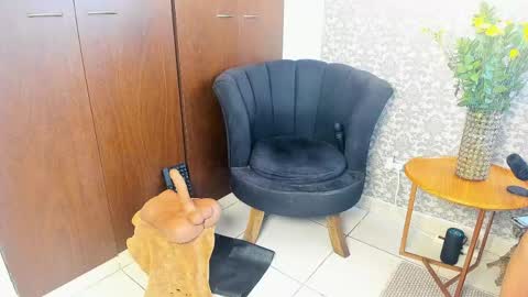 mabel online show from 04-19-26, 07:38