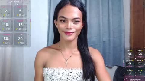 Snapshot of mabuhay_lola chatting on 06-21-26, 08:50 Divina online show from 06-21-26, 08:50