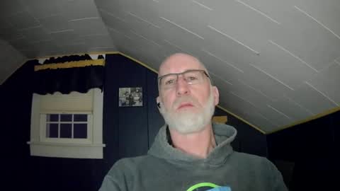 Snapshot of mac8181 chatting on 01-11-25, 11:34 mac8181 online show from 01-11-25, 11:34