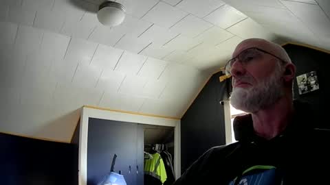 Snapshot of mac8181 chatting on 02-18-25, 02:27 mac8181 online show from 02-18-25, 02:27
