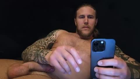 Snapshot of mac_drew chatting on 12-29-24, 02:27 mac_drew online show from 12-29-24, 02:27