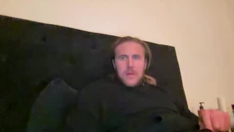 Snapshot of mac_drew chatting on 02-15-25, 09:27 mac_drew online show from 02-15-25, 09:27