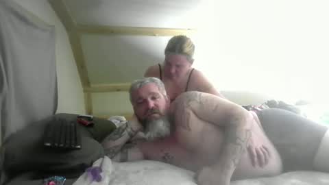 Snapshot of macabrediamomd chatting on 02-14-26, 04:09 macabrediamomd online show from 02-14-26, 04:09