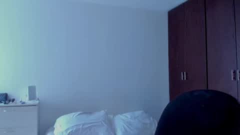 Maca online show from 11-17-25, 05:41