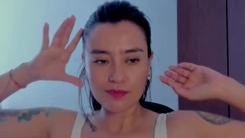 Maca online show from 11-18-25, 04:22