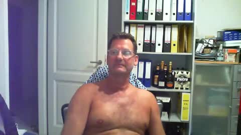 macfly67 online show from 06-24-26, 10:09