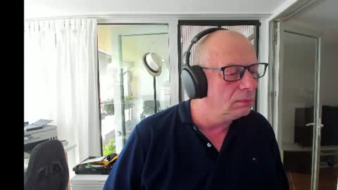 Andy online show from 07-11-26, 05:59