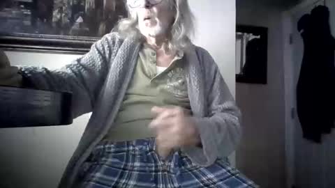 Snapshot of mack1960959307 chatting on 01-11-26, 12:43 Big mack 1 online show from 01-11-26, 12:43