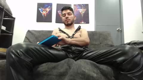 instagram mackdanielsx online show from 11-21-25, 09:24