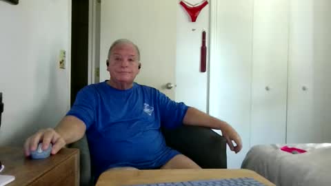 Snapshot of mackdocc001 chatting on 04-24-26, 03:58 mackdocc001 online show from 04-24-26, 03:58