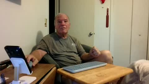 mackdocc001 online show from 06-18-26, 01:15