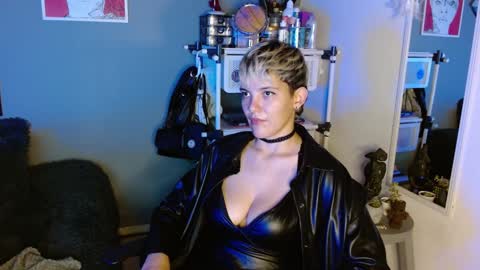 Noah Askew online show from 02-07-25, 02:08