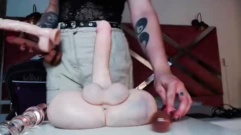 madame ibby online show from 02-13-26, 01:29