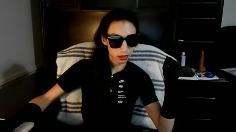 Madame Widow online show from 07-18-26, 10:41