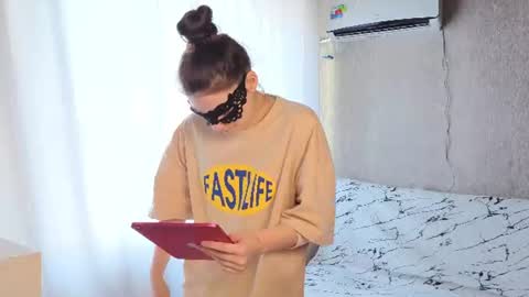 Snapshot of madcatgirl chatting on 07-04-26, 05:13 madcatgirl online show from 07-04-26, 05:13