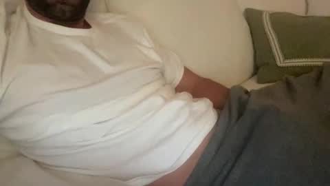 Snapshot of maddaqg12 chatting on 12-11-24, 12:55 idkdude online show from 12-11-24, 12:55