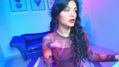 maddie_t18 online show from 03-25-26, 11:49