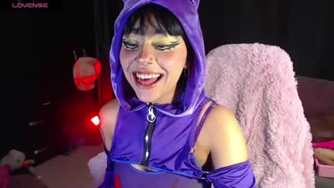maddiie and clyde online show from 06-24-26, 03:38