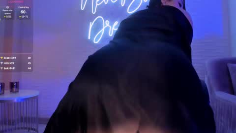 Maddison online show from 03-11-25, 09:34