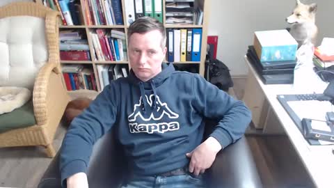 Snapshot of maddmax8 chatting on 02-16-25, 01:16 Mad4You online show from 02-16-25, 01:16