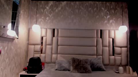 Snapshot of maddox_santana chatting on 01-06-25, 02:15 Maddox Santana online show from 01-06-25, 02:15