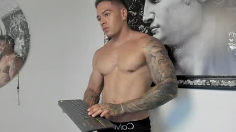 Snapshot of maddox_santana chatting on 02-08-25, 03:30 Maddox Santana online show from 02-08-25, 03:30