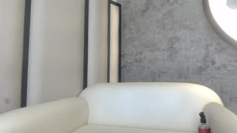 Maddy online show from 01-15-26, 05:23