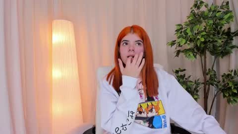 Maddy Please help me with your thumbs up its important online show from 02-17-25, 03:47