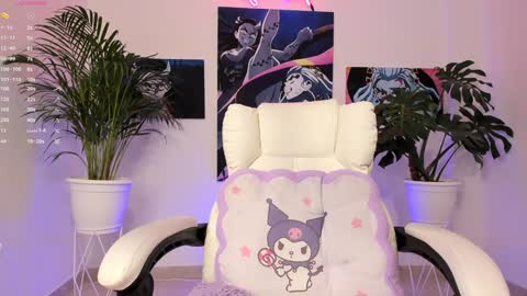 Snapshot of maddy_uwu chatting on 12-18-24, 05:26 maddy_uwu online show from 12-18-24, 05:26