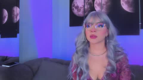 Snapshot of maddy_walker chatting on 04-17-26, 12:30 Maddy online show from 04-17-26, 12:30