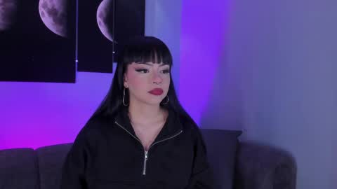 Snapshot of maddy_walker chatting on 05-19-26, 10:10 Maddy online show from 05-19-26, 10:10
