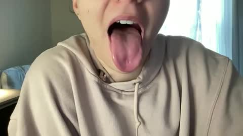 maddyhasyummypussy online show from 03-07-26, 04:15