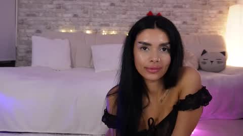 Snapshot of maddymuze chatting on 12-22-24, 11:31 Maddy online show from 12-22-24, 11:31