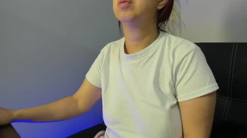 Madelaine  online show from 04-17-26, 10:29