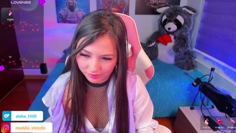 Snapshot of madeleine_shinobi chatting on 01-29-25, 11:35 Emily Only Fans online show from 01-29-25, 11:35