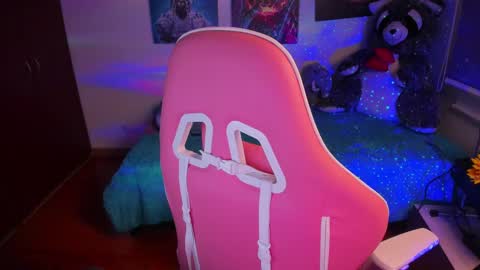 Snapshot of madeleine_shinobi chatting on 02-28-25, 11:56 Emily Only Fans online show from 02-28-25, 11:56