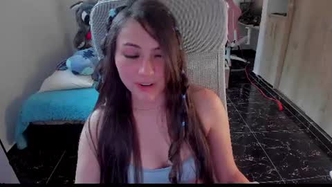 Snapshot of madeleine_shinobi chatting on 06-20-26, 08:55 Emily Only Fans online show from 06-20-26, 08:55