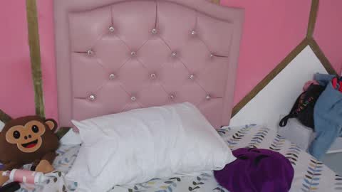 Madeline online show from 02-21-25, 08:16