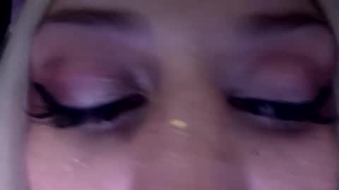 madeline online show from 11-27-25, 05:42