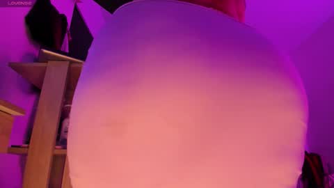 Madisson Smith  online show from 12-14-25, 06:45