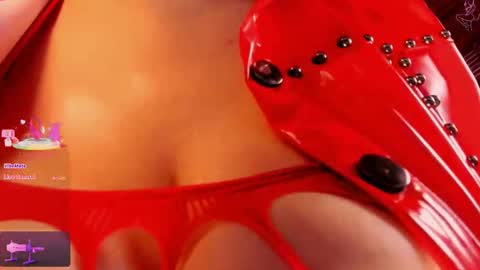 Snapshot of madison_bigboobies chatting on 06-03-26, 10:04 Madison Astrid online show from 06-03-26, 10:04