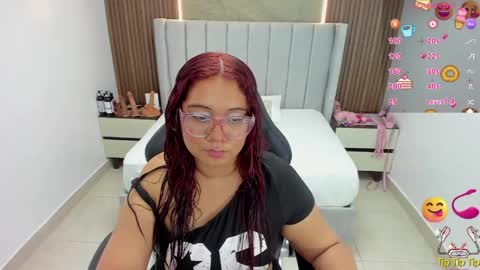 Snapshot of madison_rowan chatting on 05-28-26, 03:26 MADI online show from 05-28-26, 03:26