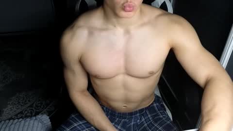 madisonboy2 online show from 11-12-25, 11:25